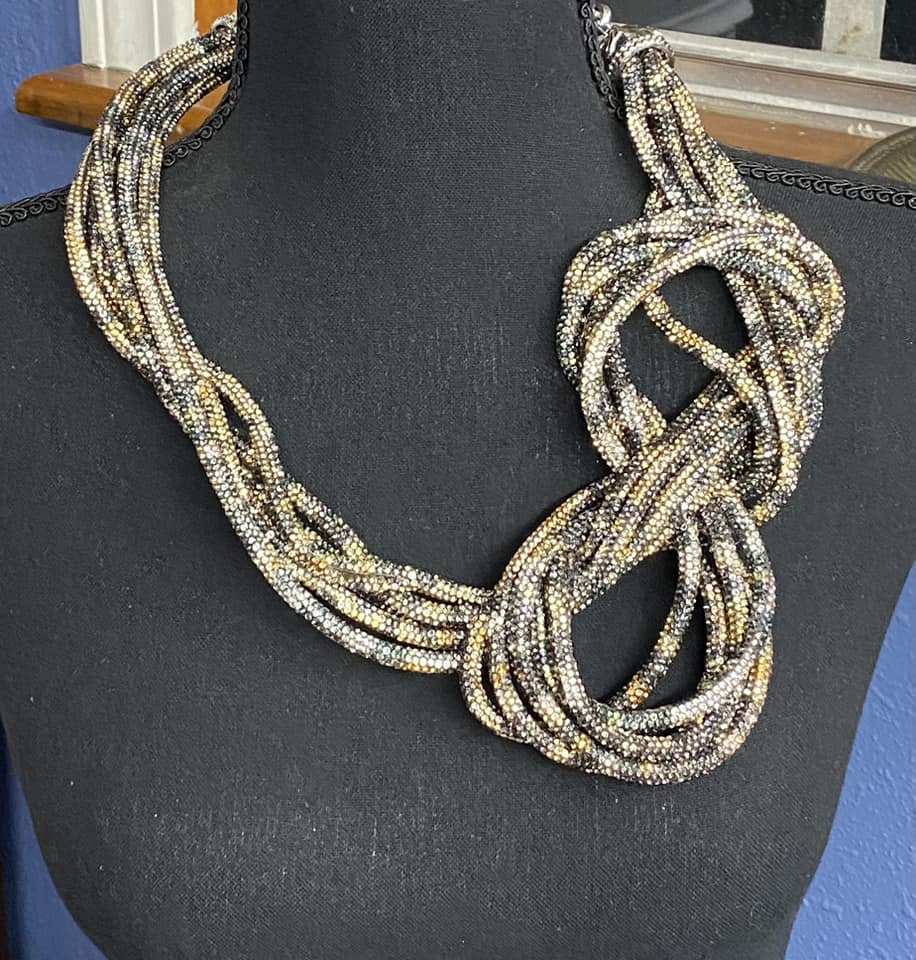 NWT Sassy Jones Vivienne Necklace