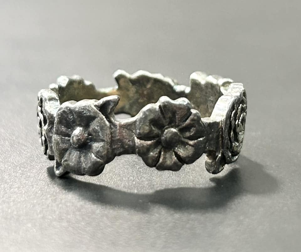Sterling Silver Flower Band Ring