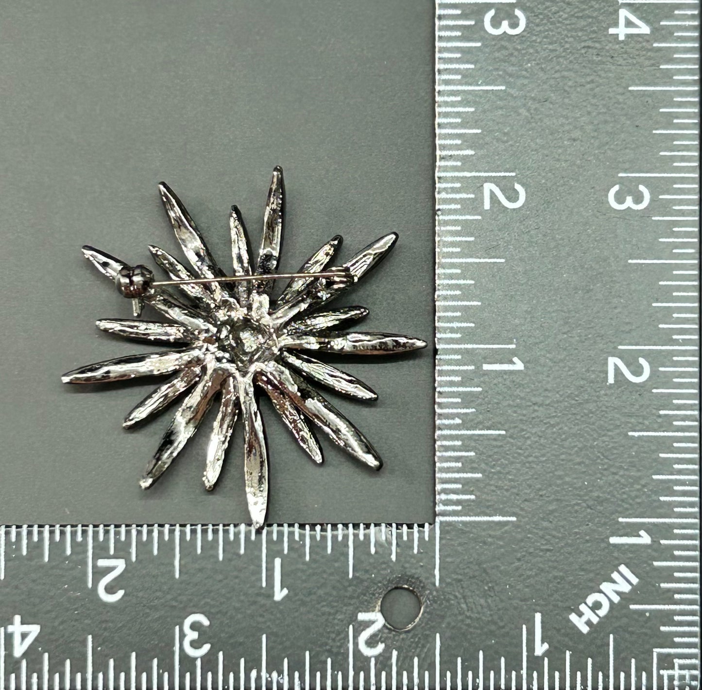 Rhinestone Starburst Brooch