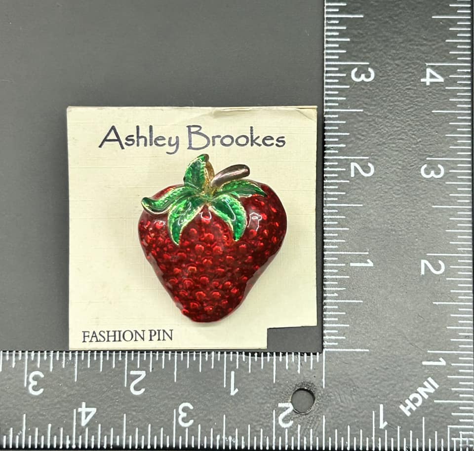 Strawberry Brooch or Pendant
