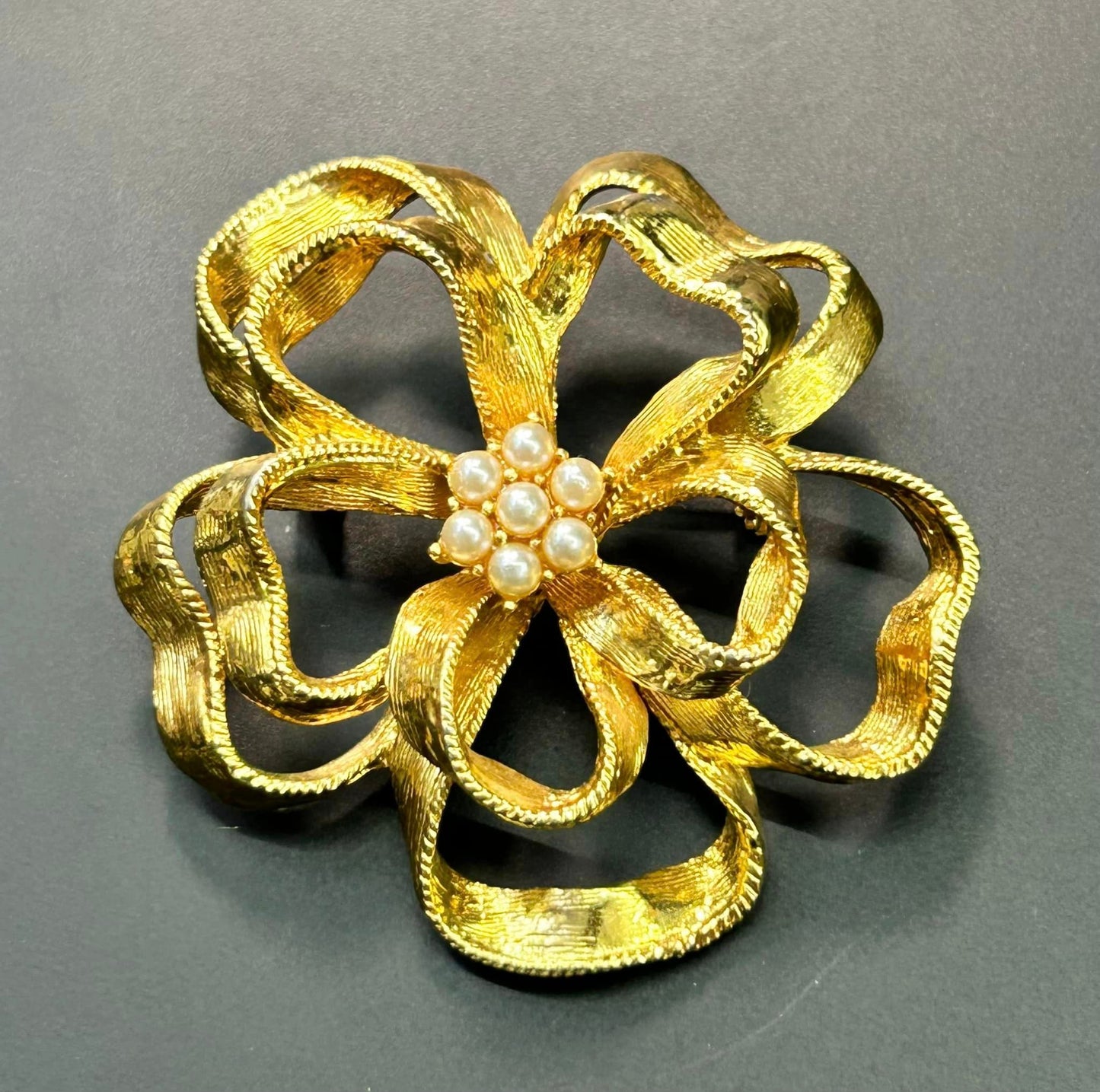 Bow Brooch
