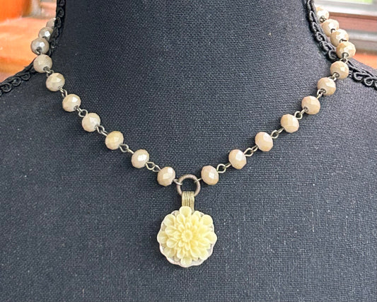 Glass Bead Flower Necklace