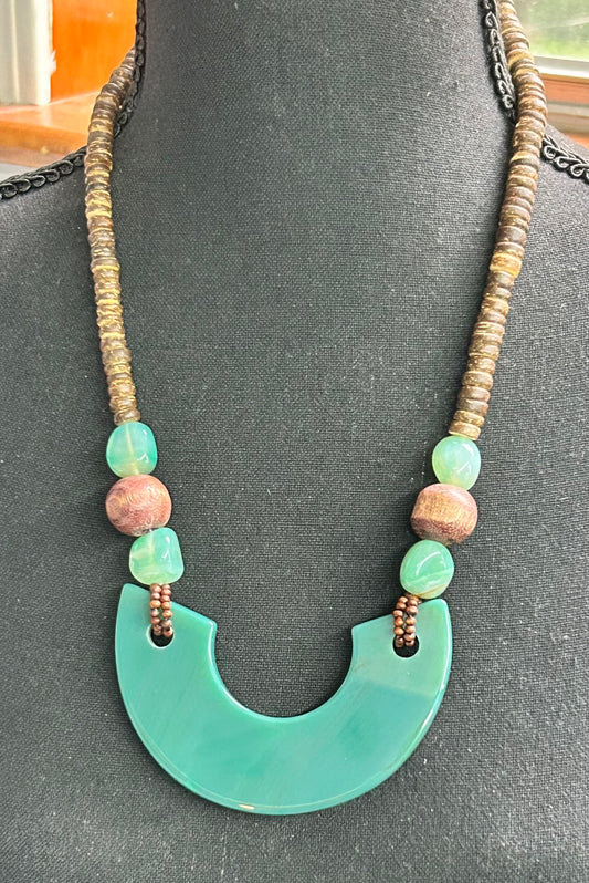 Wood & Agate Necklace