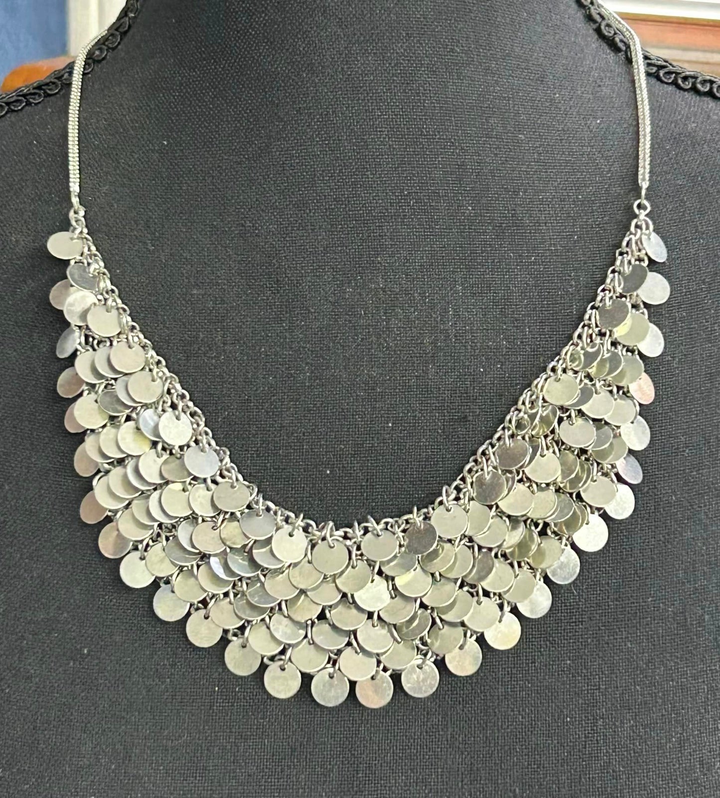 Silver Tone Disc Necklace