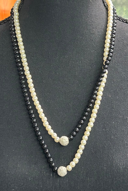 Black & White Bead Necklace