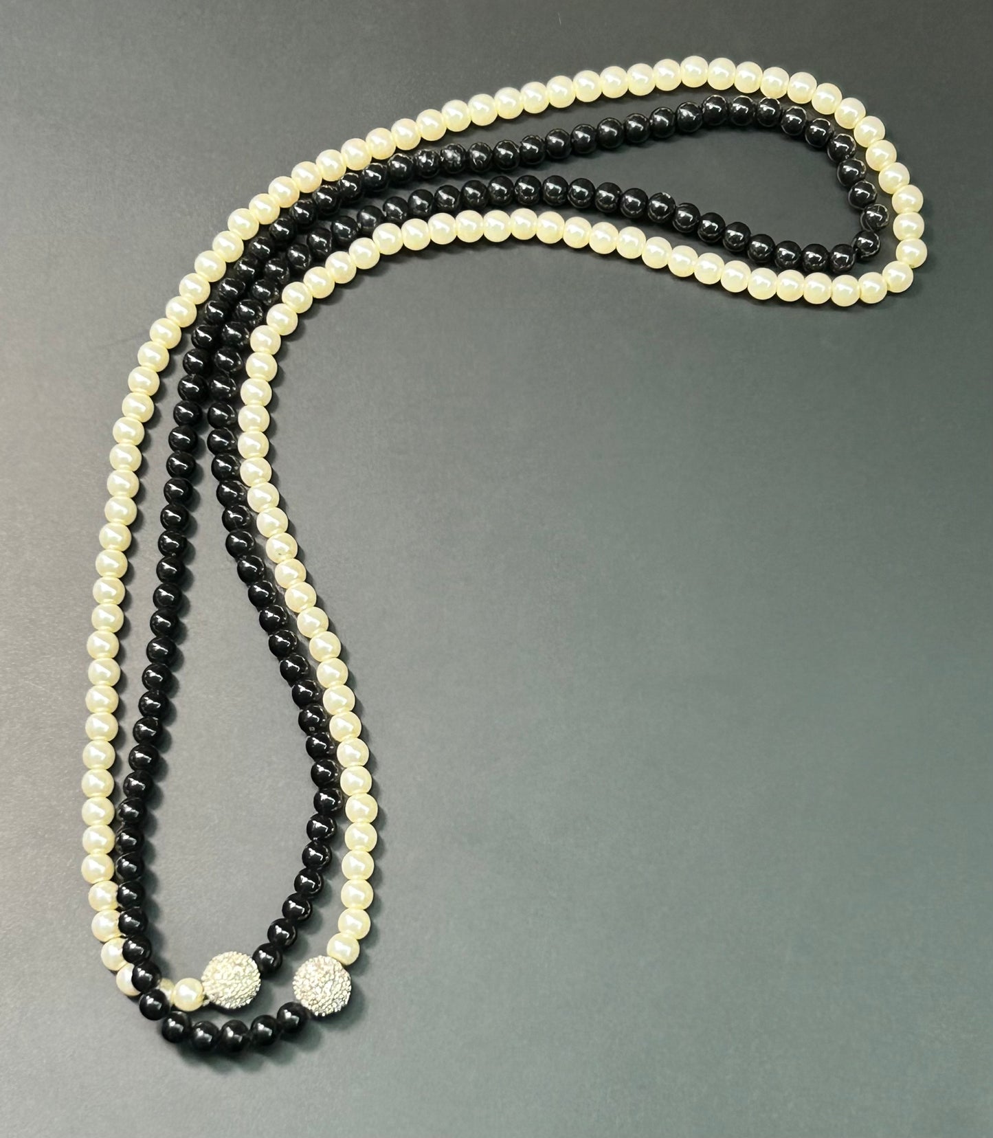 Black & White Bead Necklace