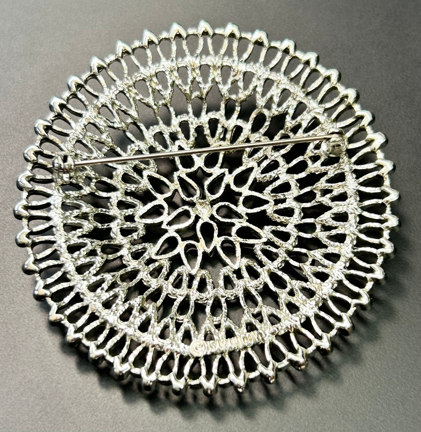 Sarah Coventry Circle Brooch