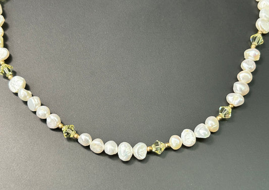 Pearl & Glass Necklace