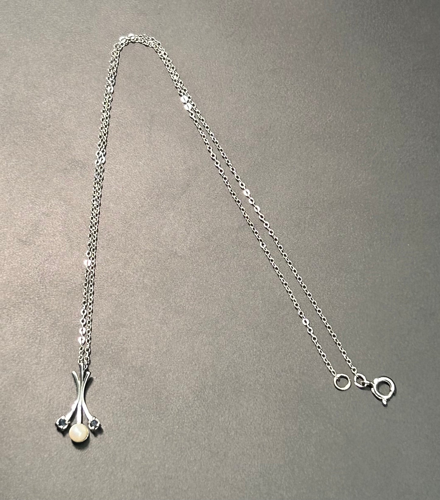 Vintage Sterling Silver Pearl Necklace