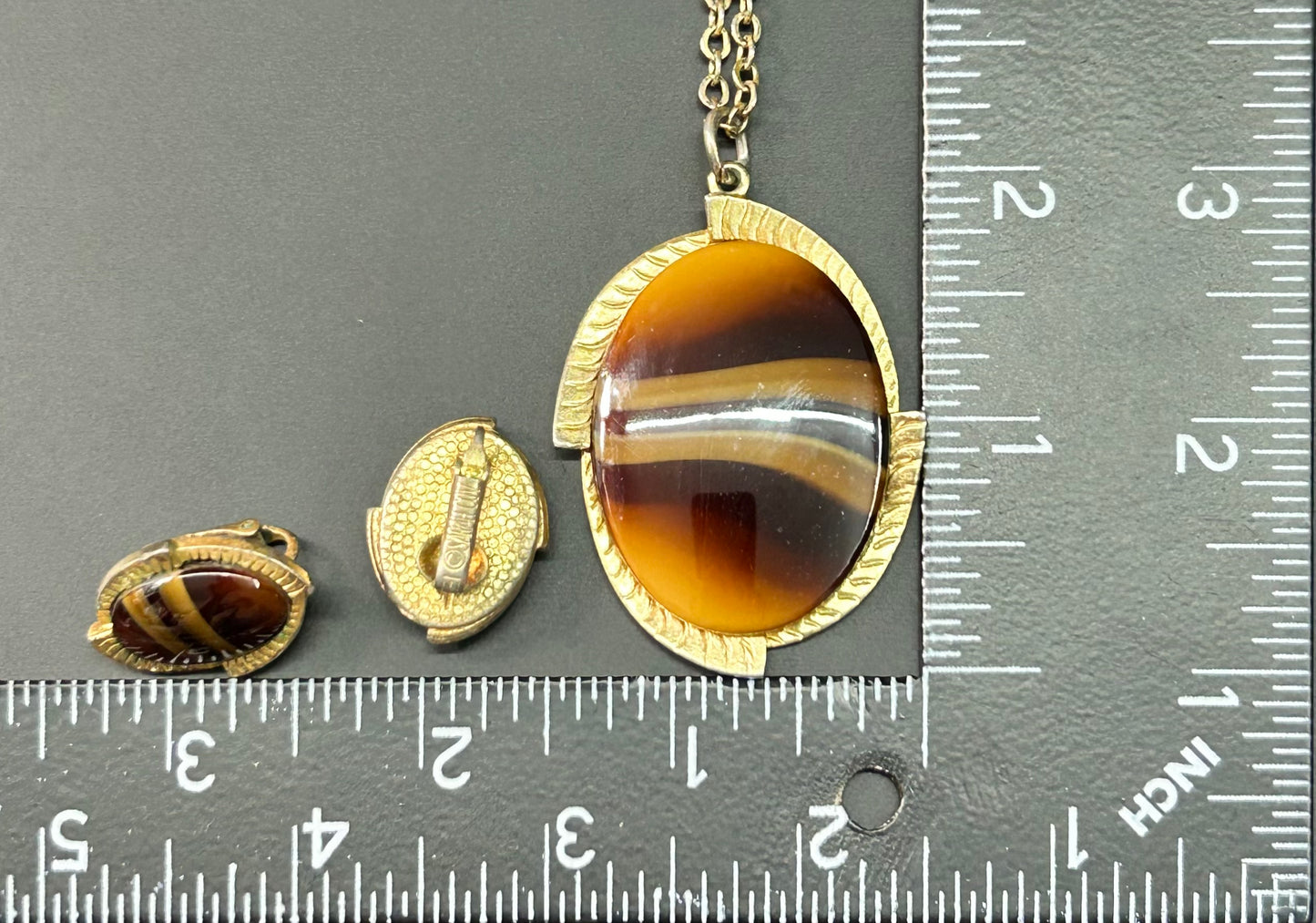 Sarah Coventry Glass Cabochon Set