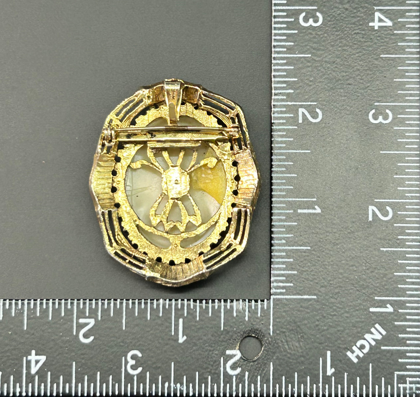 Vintage Acrylic Cameo Brooch