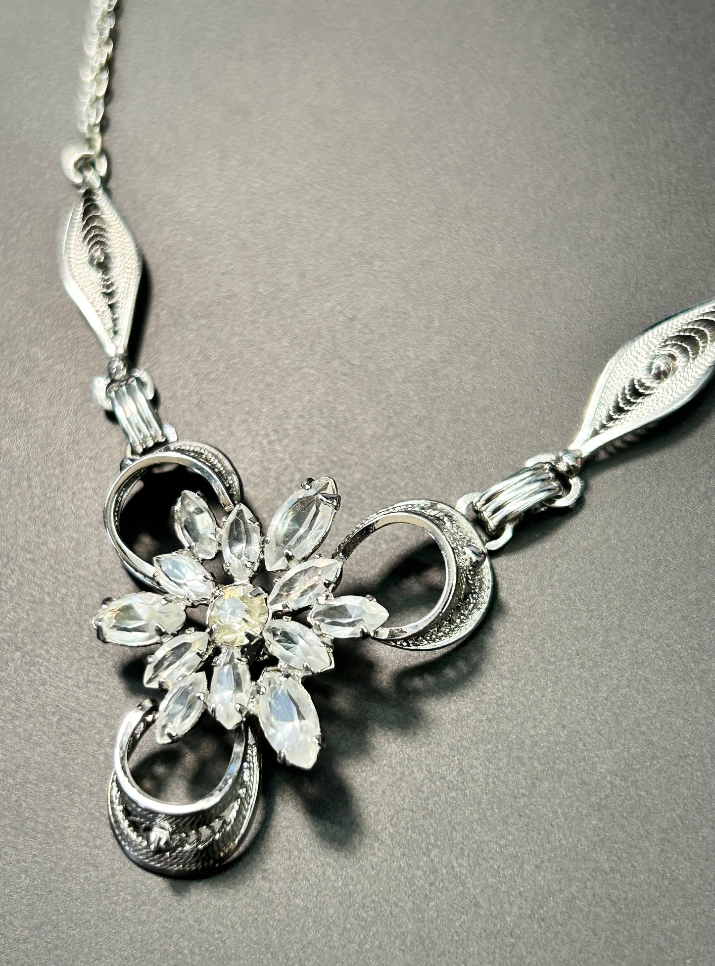 AmLee Sterling Silver Filigree Necklace