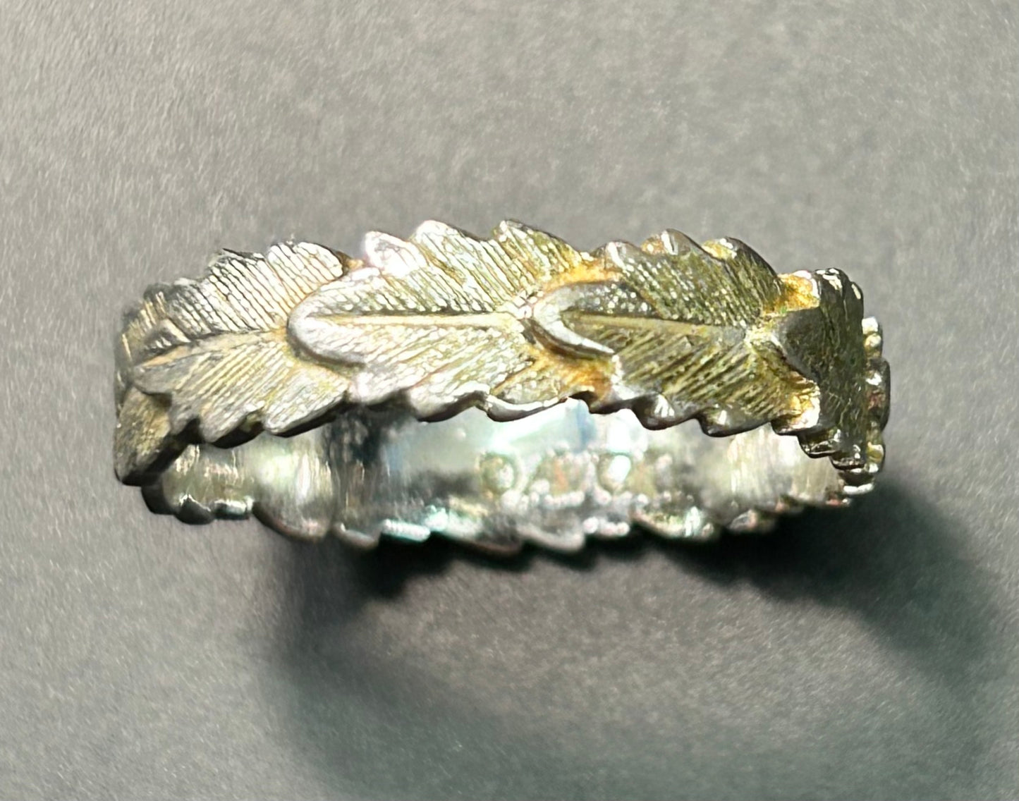 Avon Leaf Band Ring