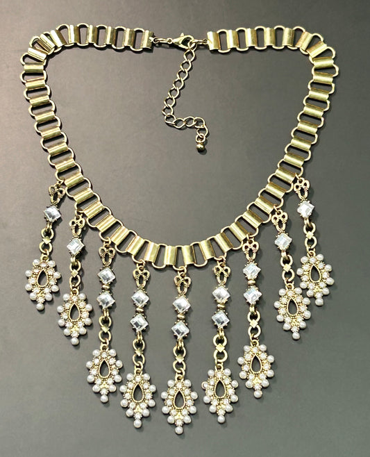 Rhinestone & Faux Pearl Necklace