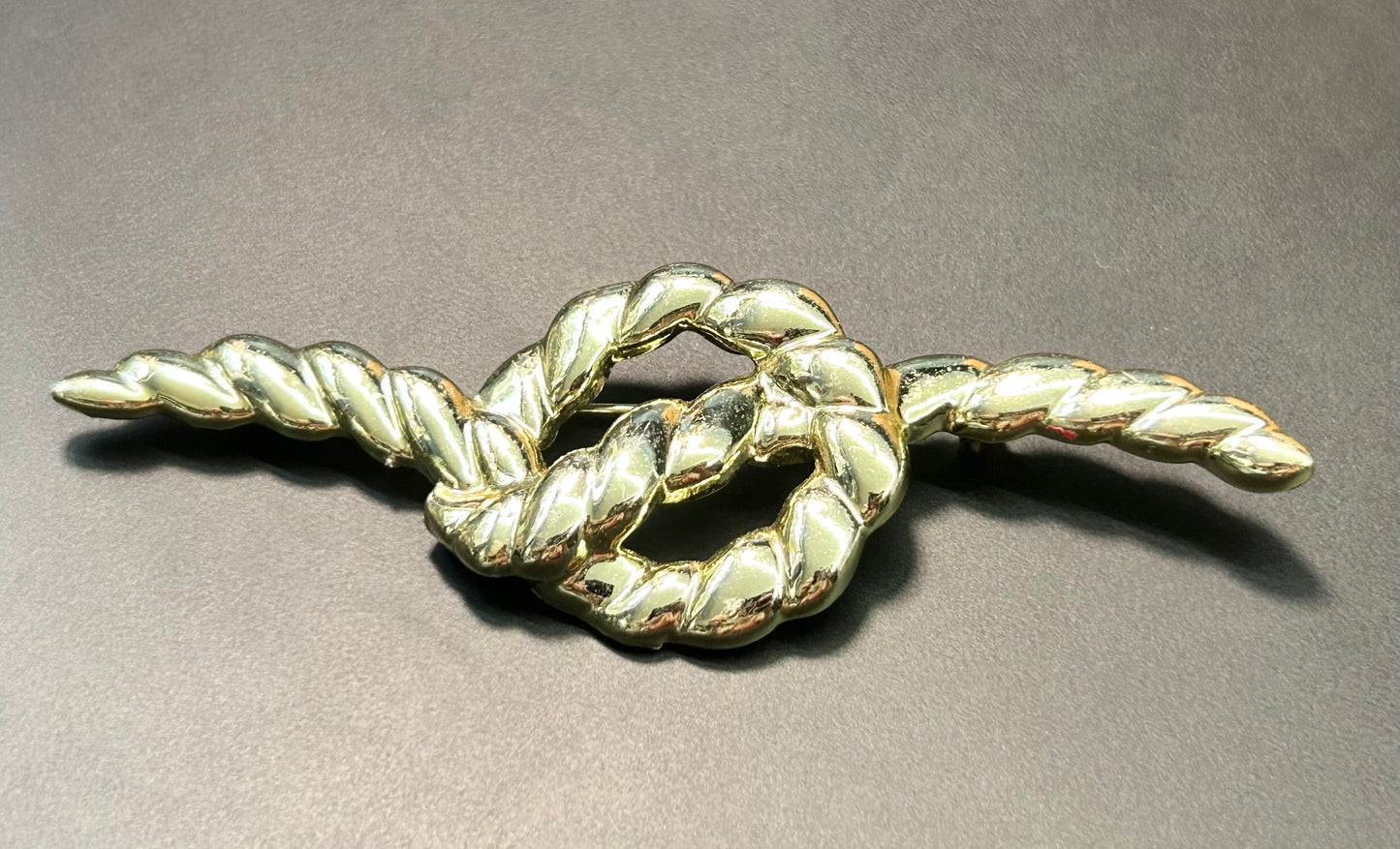 Knot Brooch