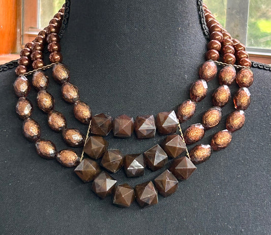 Faux pearl & Acrylic Necklace