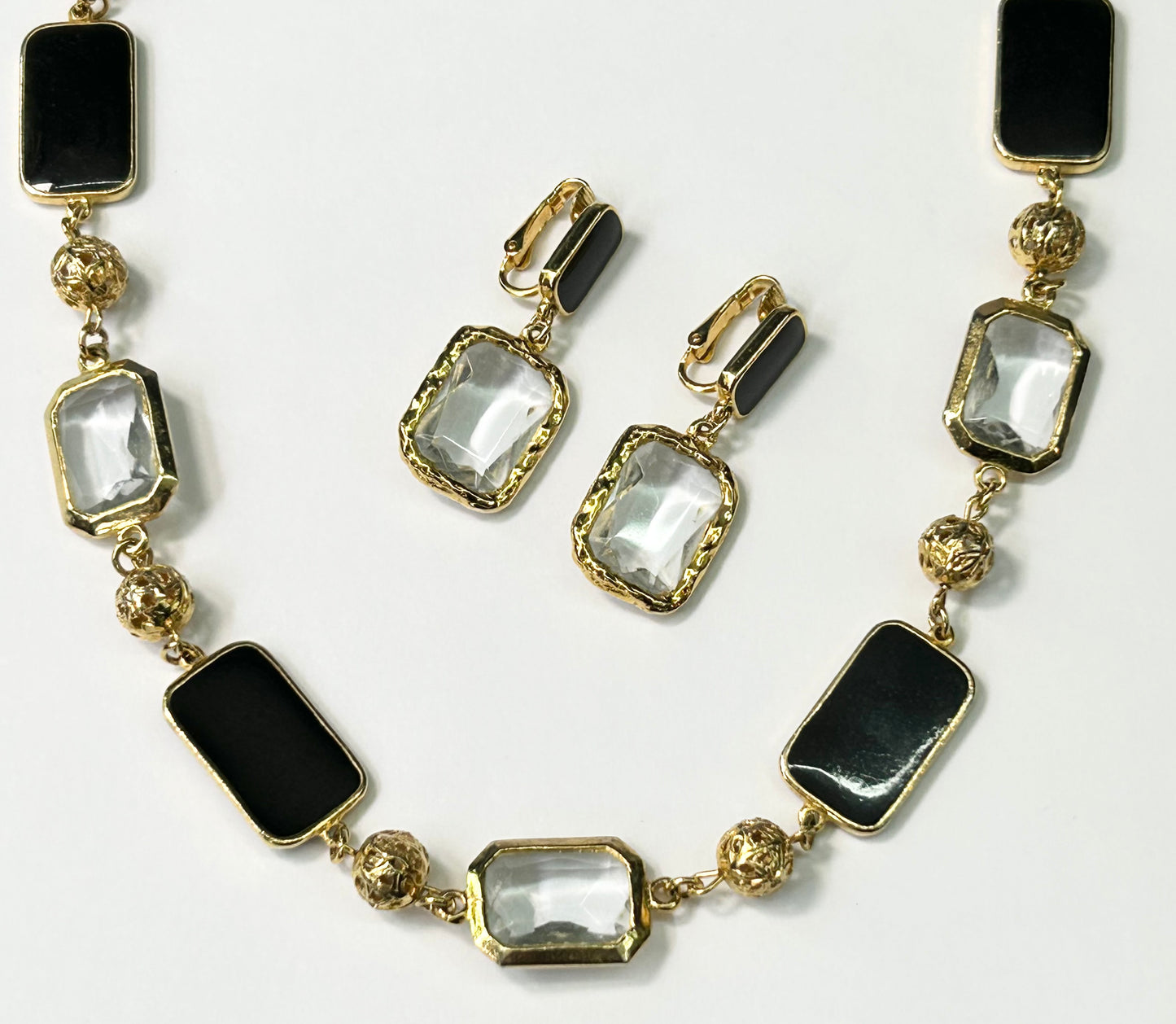 Glass & Enamel Necklace & Earrings Set