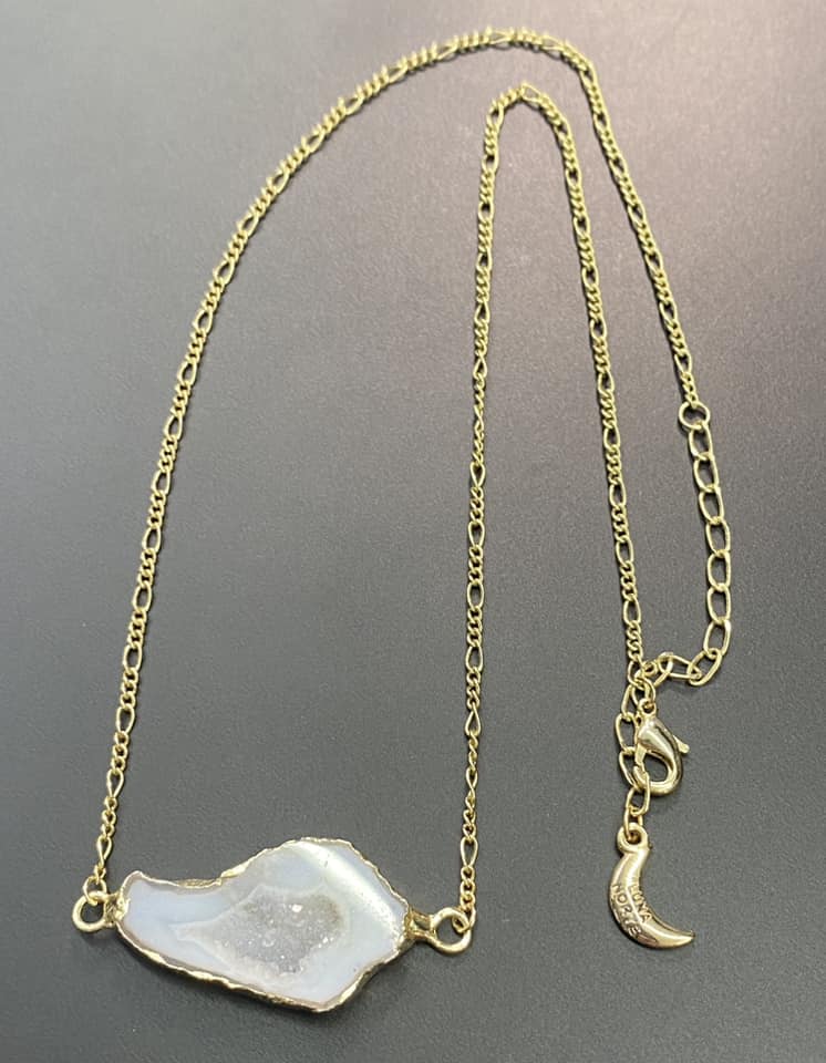 Luna Norte Gold Tone Agate Necklace