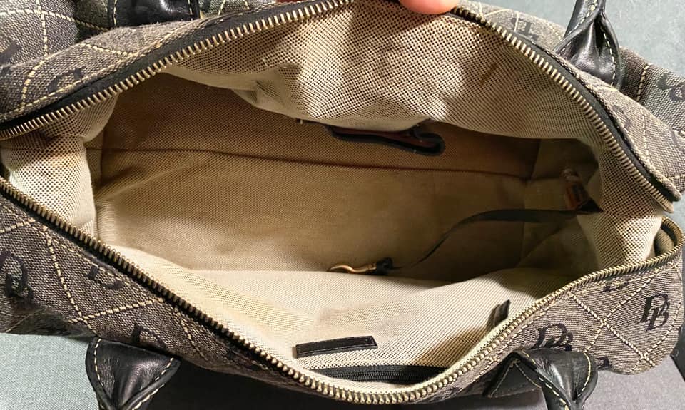 Dooney & Bourke Purse