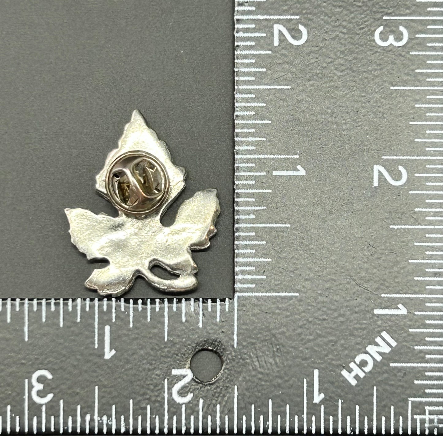 Leaf Pin