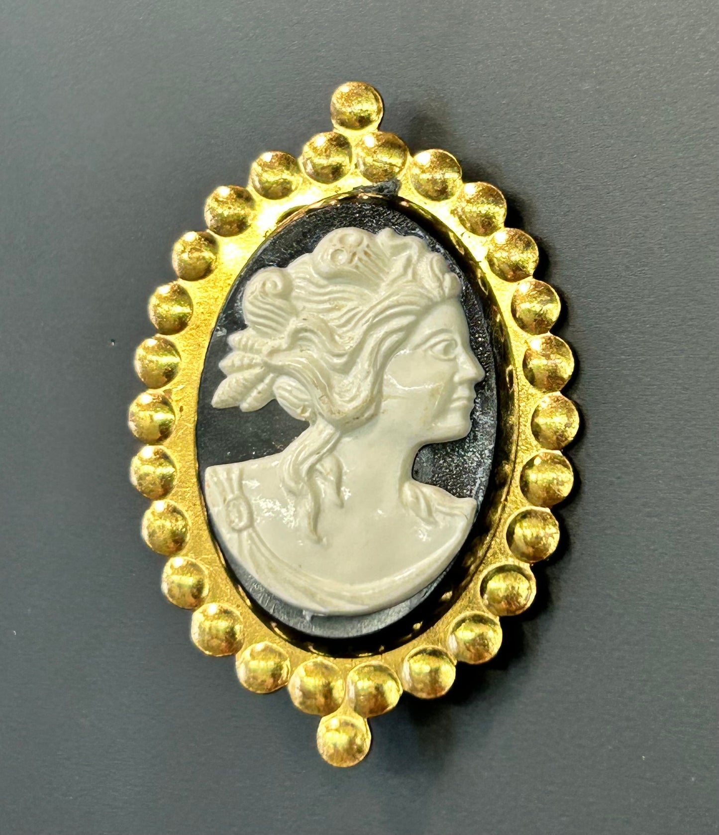 Vintage Acrylic Cameo Brooch