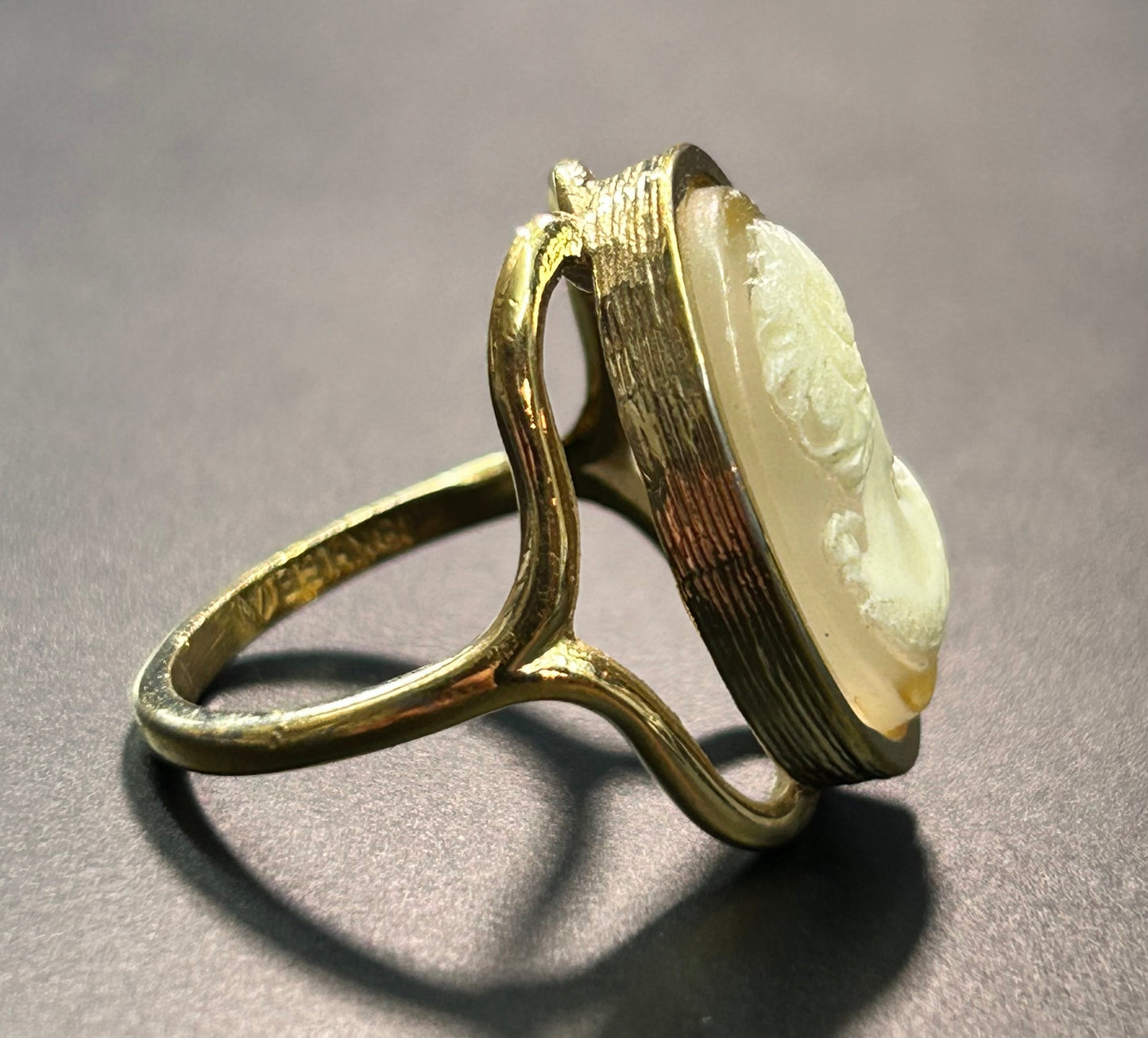 Vintage Acrylic Cameo Ring