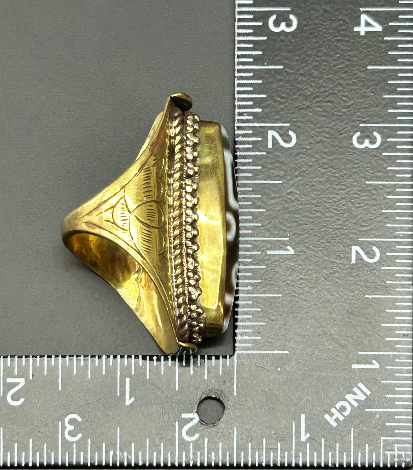 Large Tibetan Dzi Ring