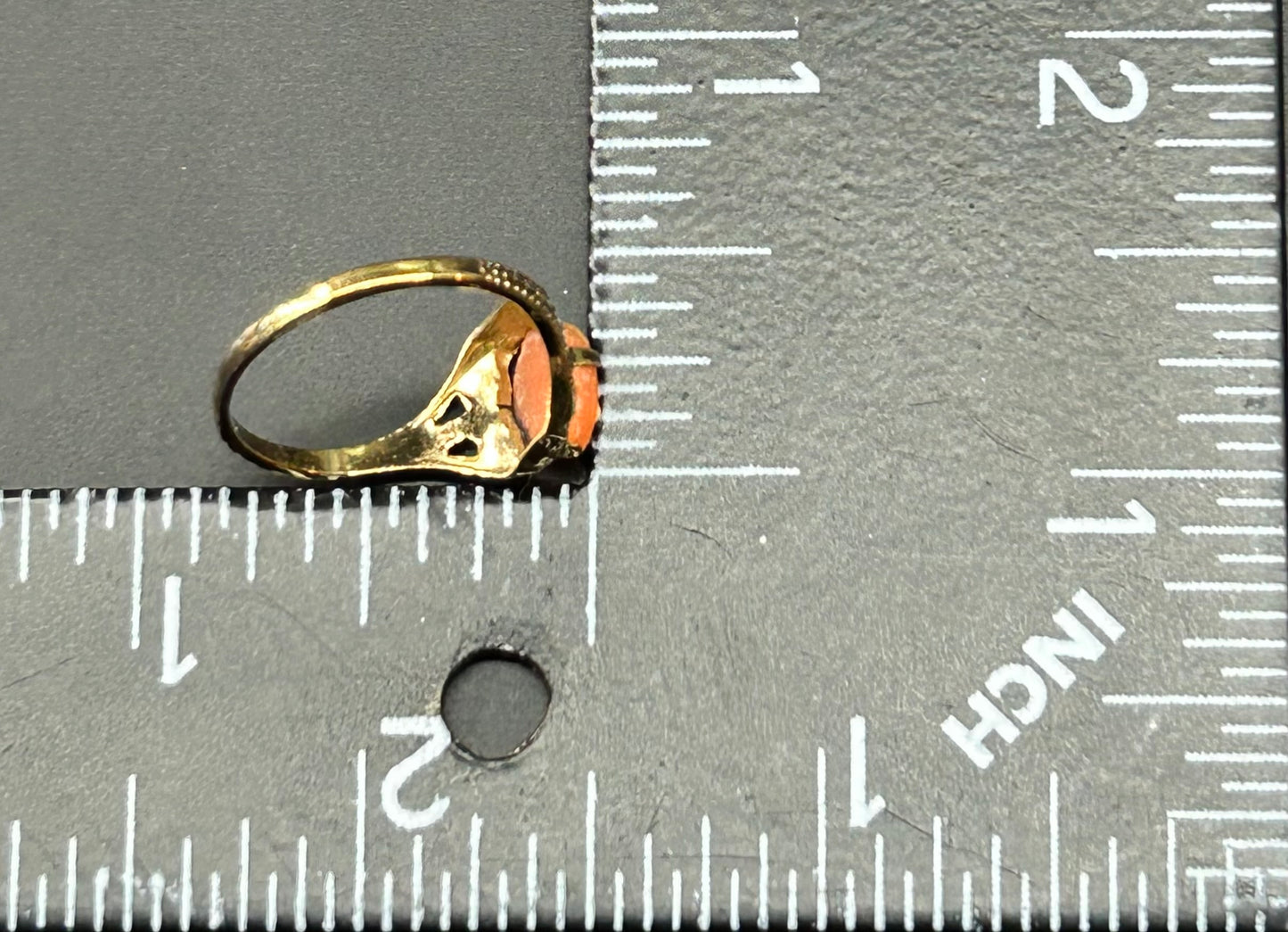 Vintage Acrylic Cameo Ring