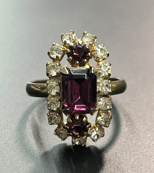 Vintage Rhinestone Ring