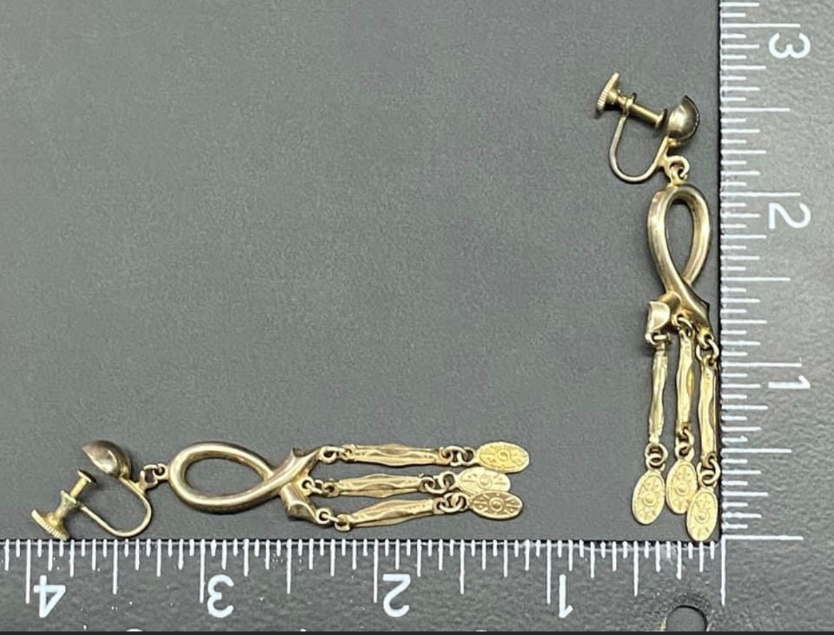 Vintage Screw Back Earrings