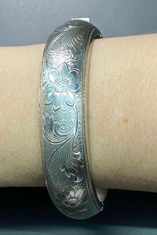 Vintage Etched Bangle Bracelet