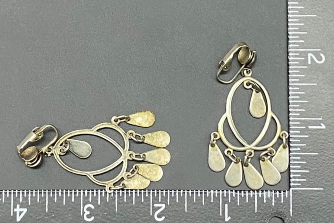 Vintage Dangle Clip Earrings
