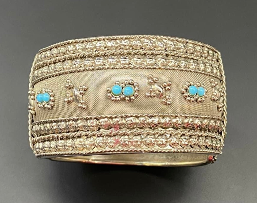 Silver Tone Bracelet