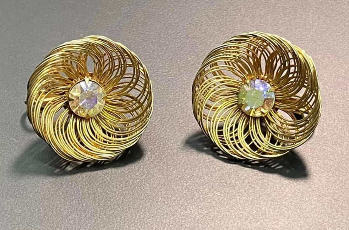 Vintage Sarah Coventry Spun Clip Earrings