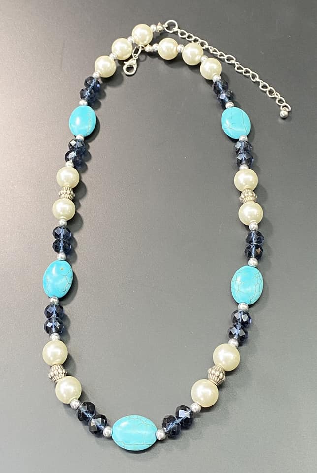 Dyed Stone & Faceted Glass Necklace