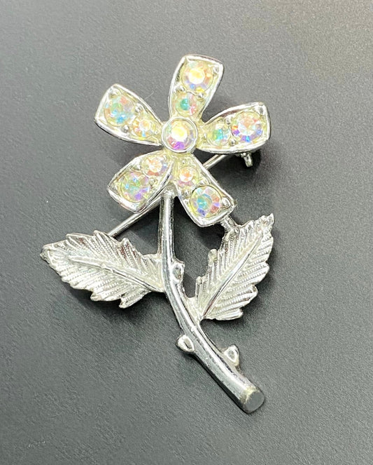 Sarah Coventry Flower Brooch