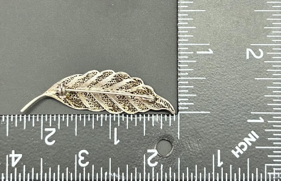 Vintage Sterling Silver Filigree Brooch