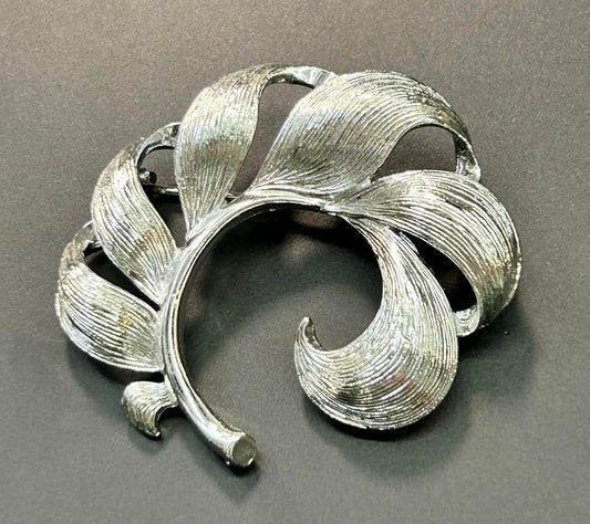 Lisner Silver Tone Brooch