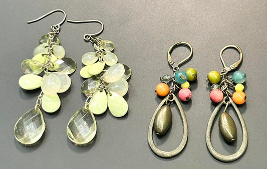 2 Pairs of Fashion Earrings