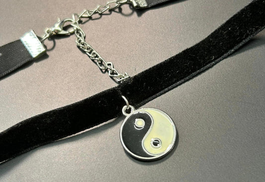 Yen & Yang Choker Necklace