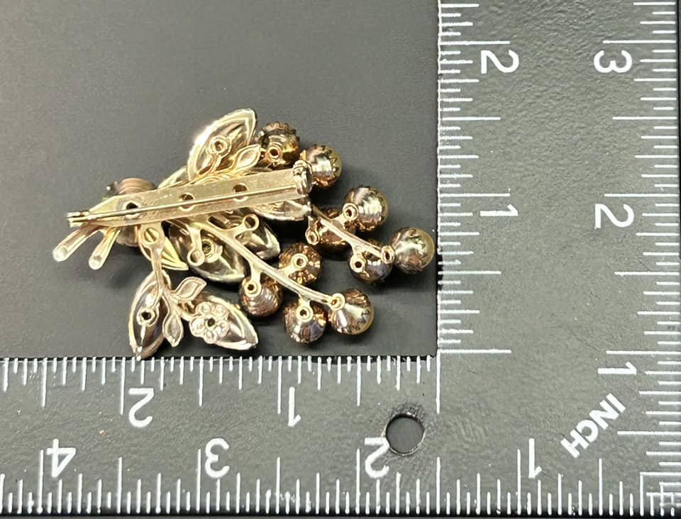 Vintage Rhinestone & Faux Pearl Brooch