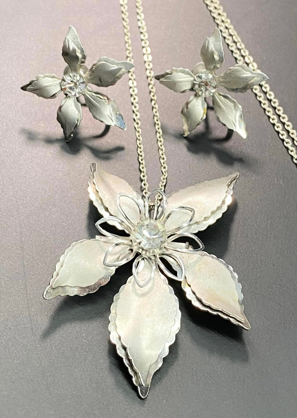 Bugbee & Niles Flower Necklace & Earrings Set