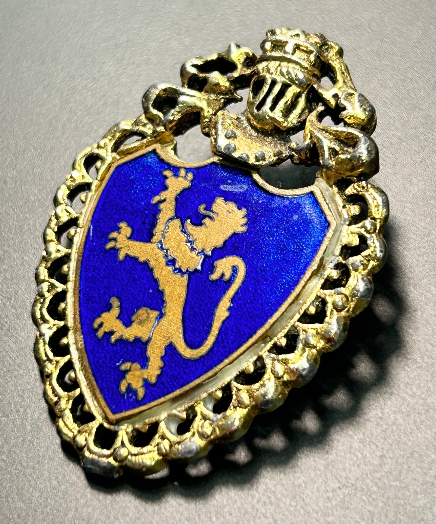 Vintage Heraldic Crest Brooch