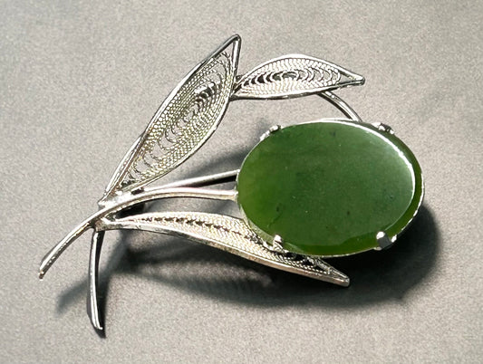 Vintage Nephrite Filigree Brooch