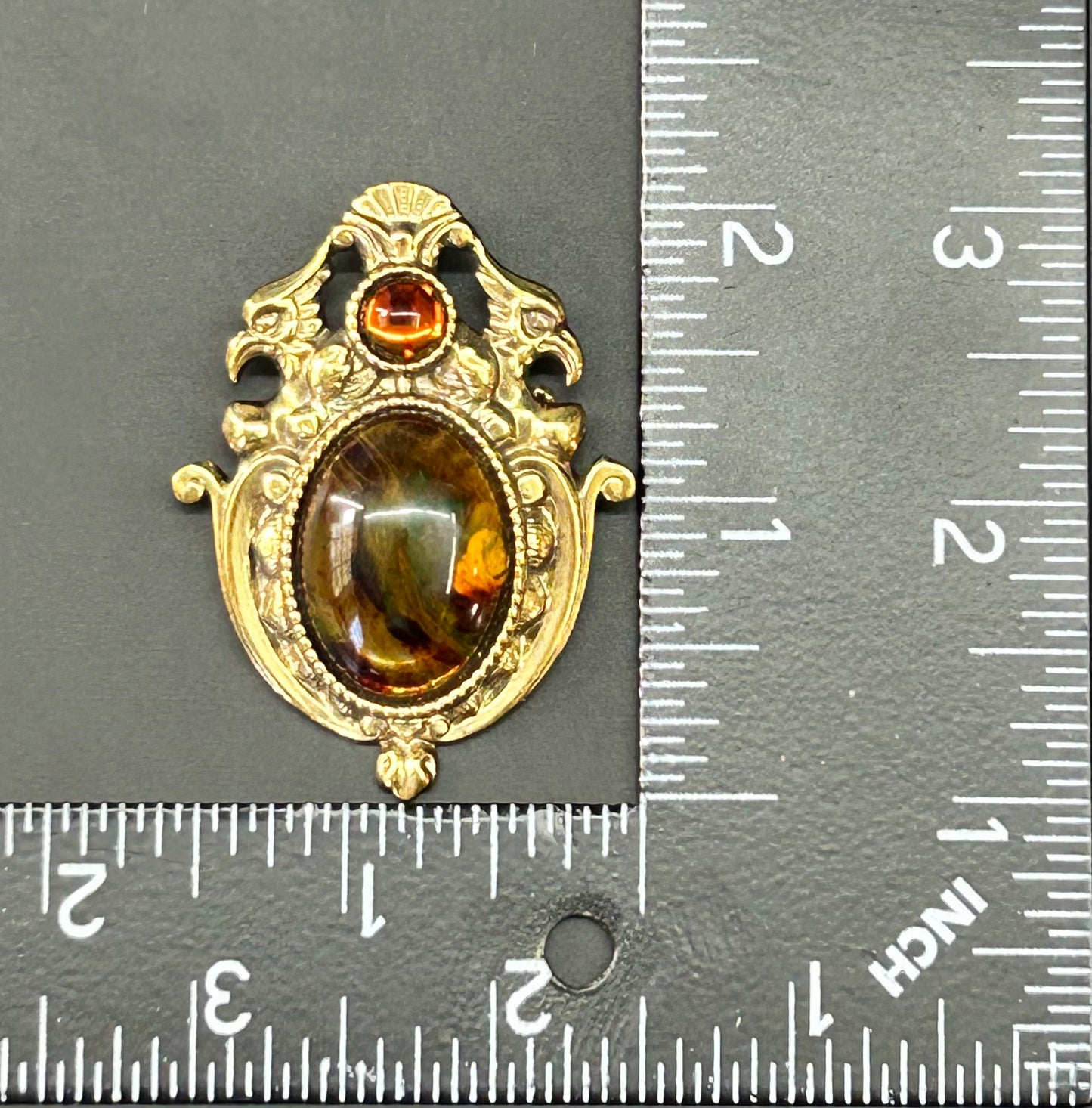 1928 Crest Brooch