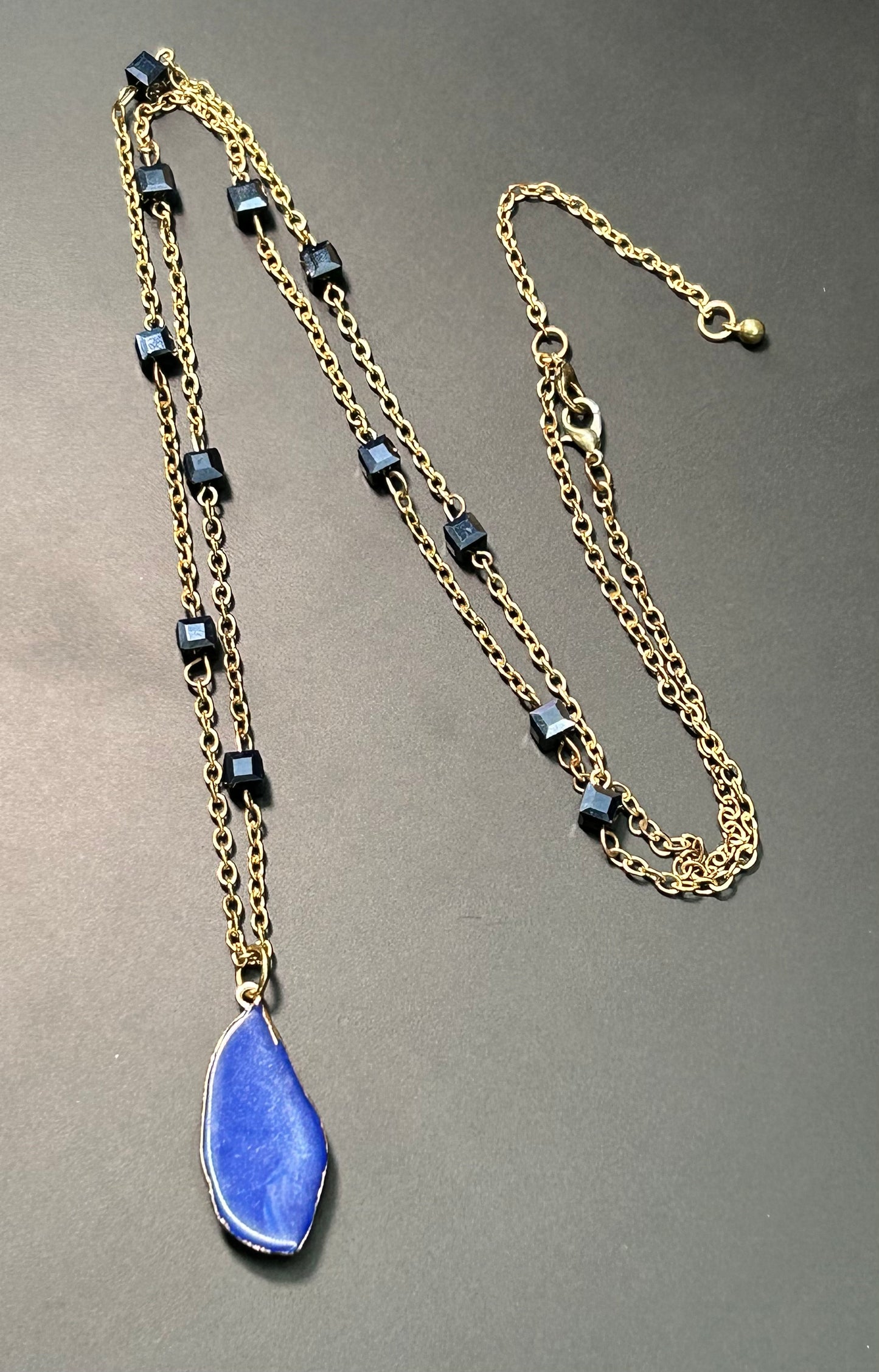 Acrylic Pendant Glass Bead Necklace