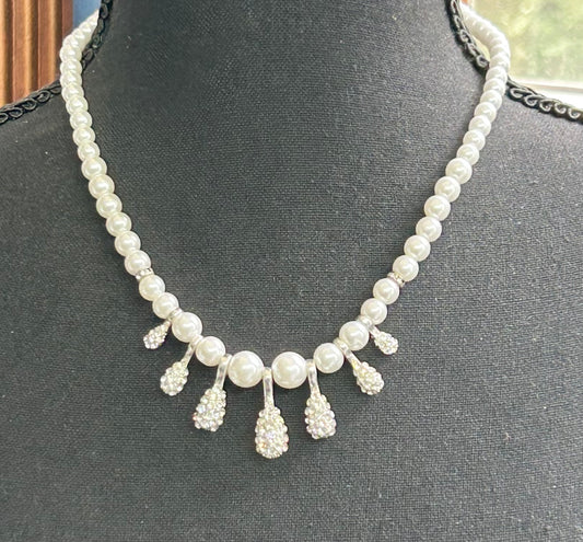 Faux Pearl Rhinestone Necklace