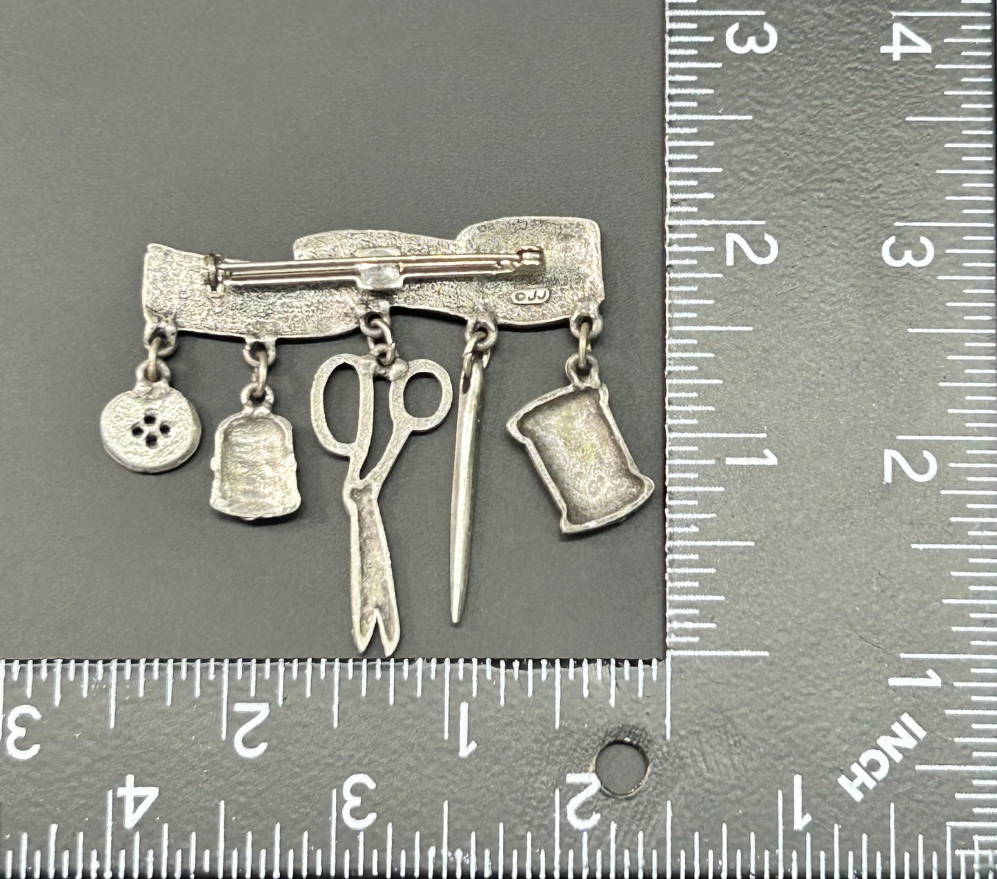 JJ Sewing Theme Brooch