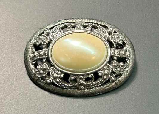 1928 Faux Pearl Brooch