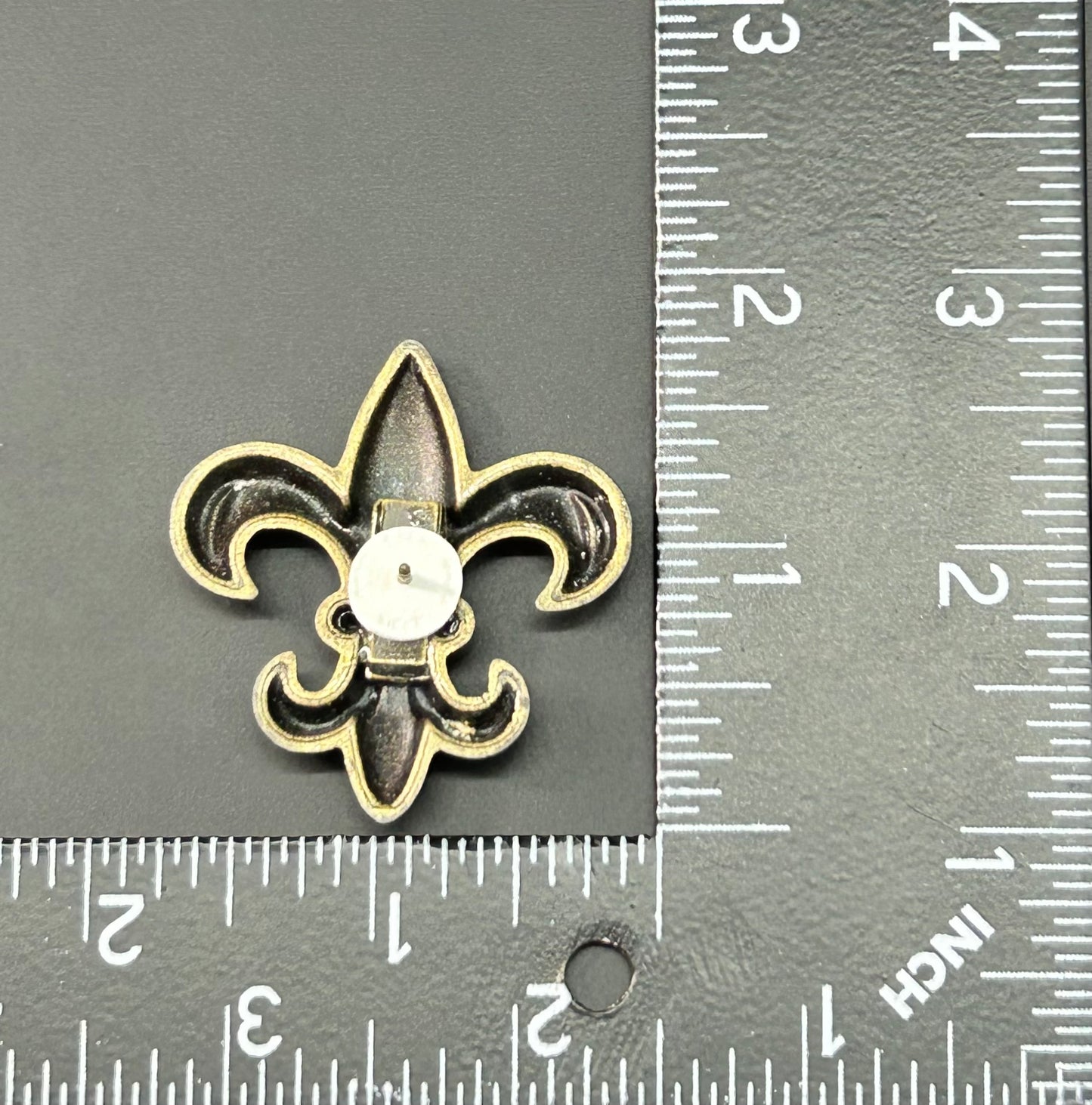 Fleur de lis Pin